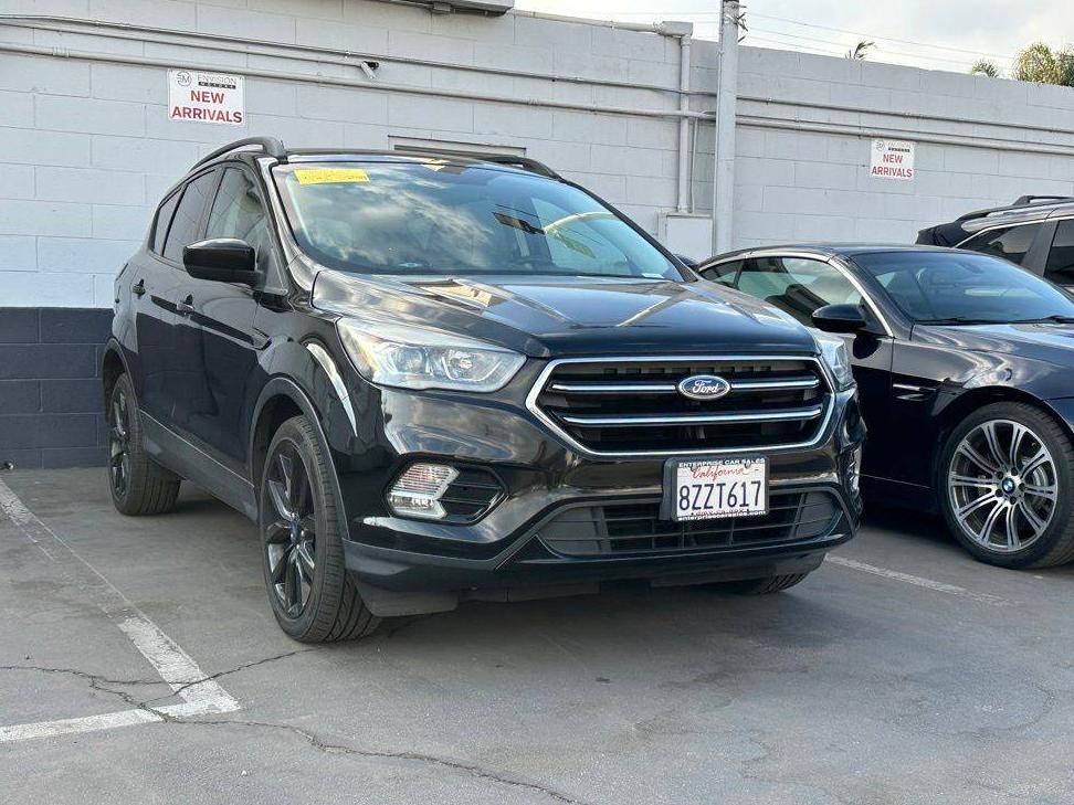 FORD ESCAPE 2018 1FMCU0GD0JUD44525 image