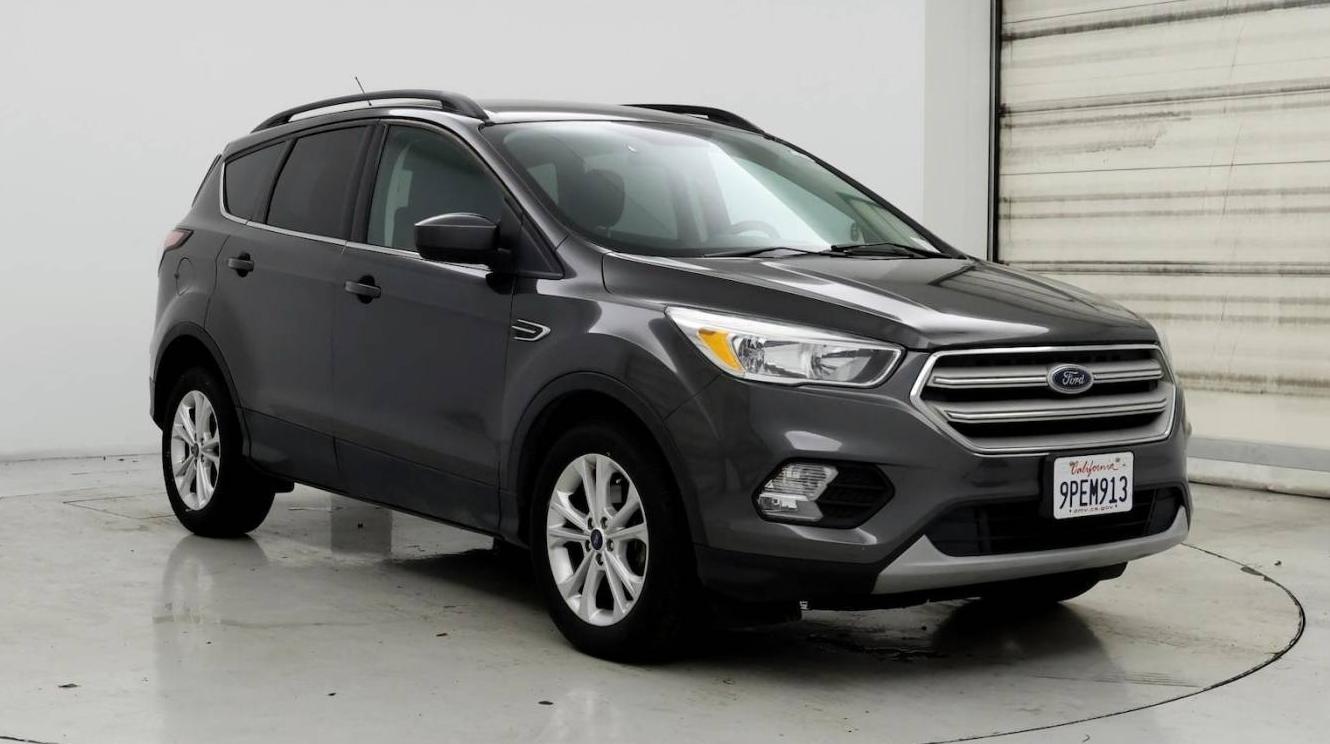 FORD ESCAPE 2018 1FMCU0GD5JUC19925 image