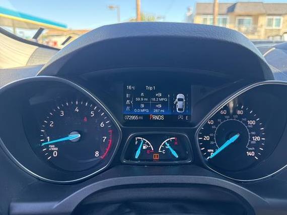 FORD ESCAPE 2018 1FMCU0HD0JUB25904 image FORD ESCAPE 2018 1FMCU0HD0JUB25904 image