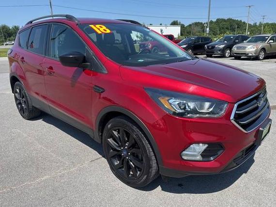 FORD ESCAPE 2018 1FMCU9GD1JUC54983 image