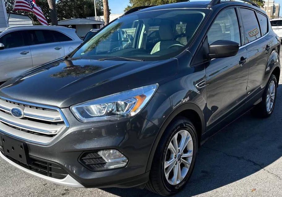 FORD ESCAPE 2018 1FMCU9HD7JUA26839 image