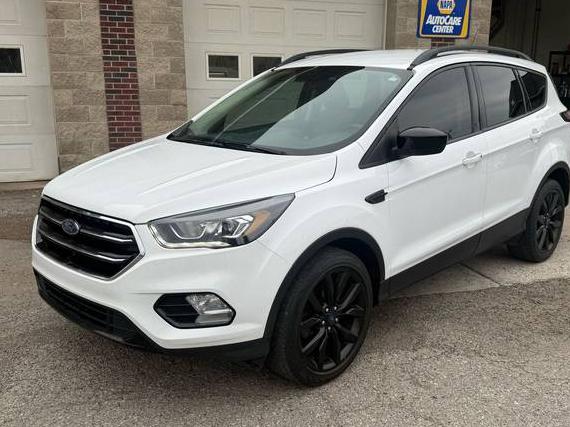FORD ESCAPE 2018 1FMCU0GD4JUD19255 image