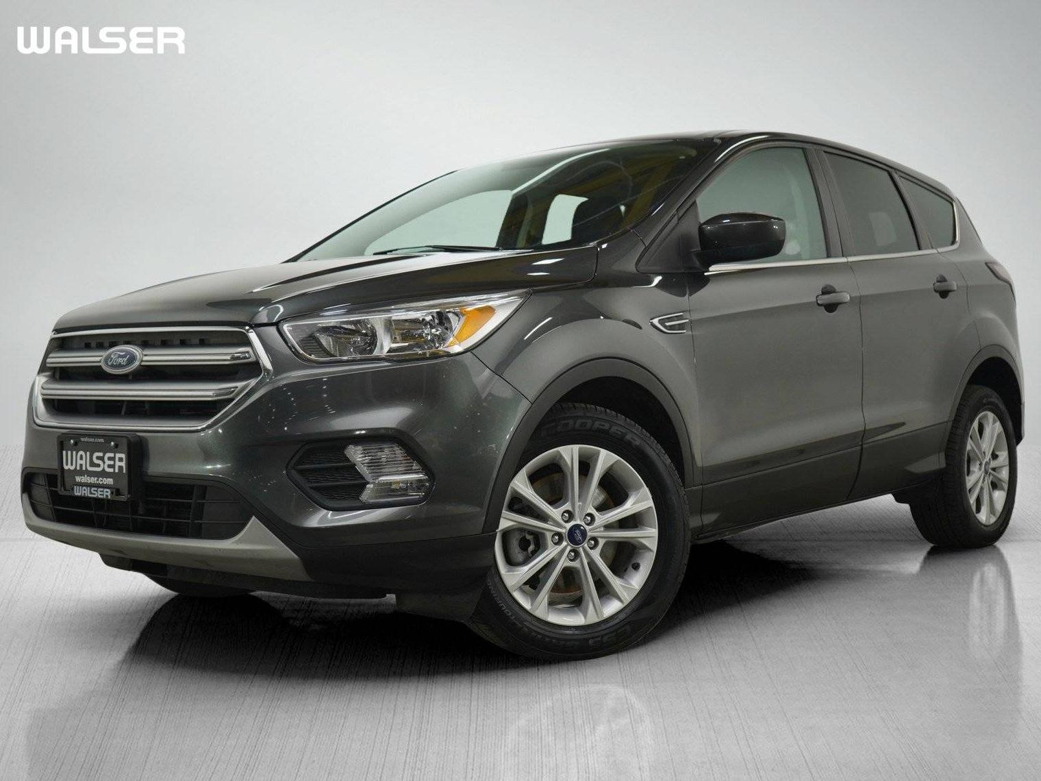 FORD ESCAPE 2017 1FMCU9GD0HUC79674 image