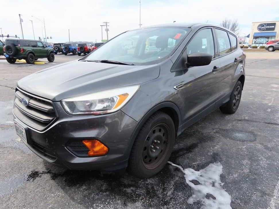 FORD ESCAPE 2017 1FMCU0F72HUD27439 image