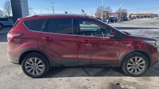 FORD ESCAPE 2017 1FMCU9J91HUA48125 image