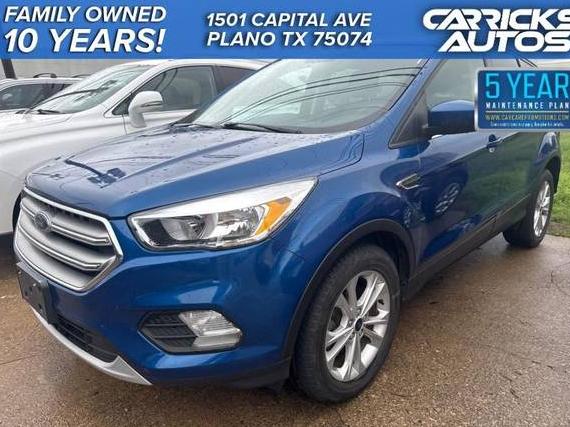 FORD ESCAPE 2017 1FMCU9GD5HUA11302 image