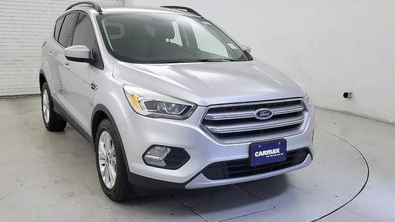 FORD ESCAPE 2017 1FMCU0G90HUE72379 image