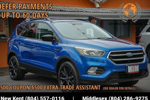 FORD ESCAPE 2017 1FMCU9GD9HUC84985 image