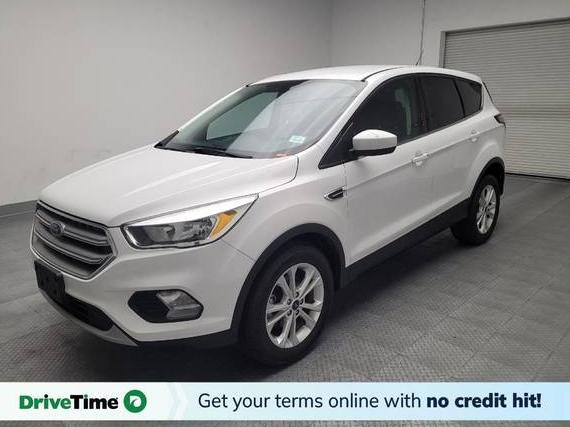 FORD ESCAPE 2017 1FMCU0GD4HUB05330 image