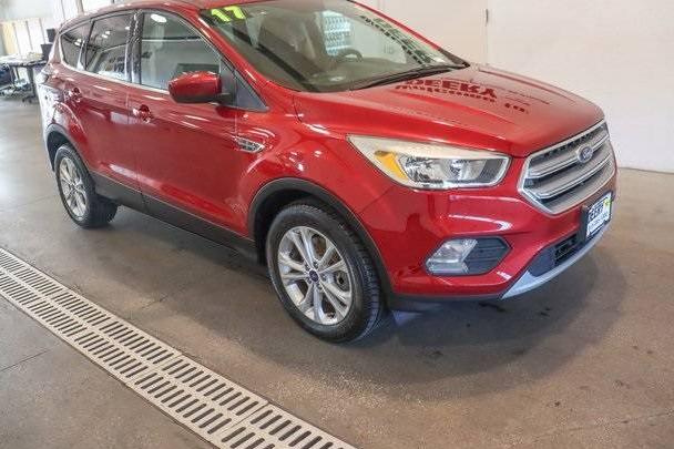 FORD ESCAPE 2017 1FMCU0G9XHUA99707 image