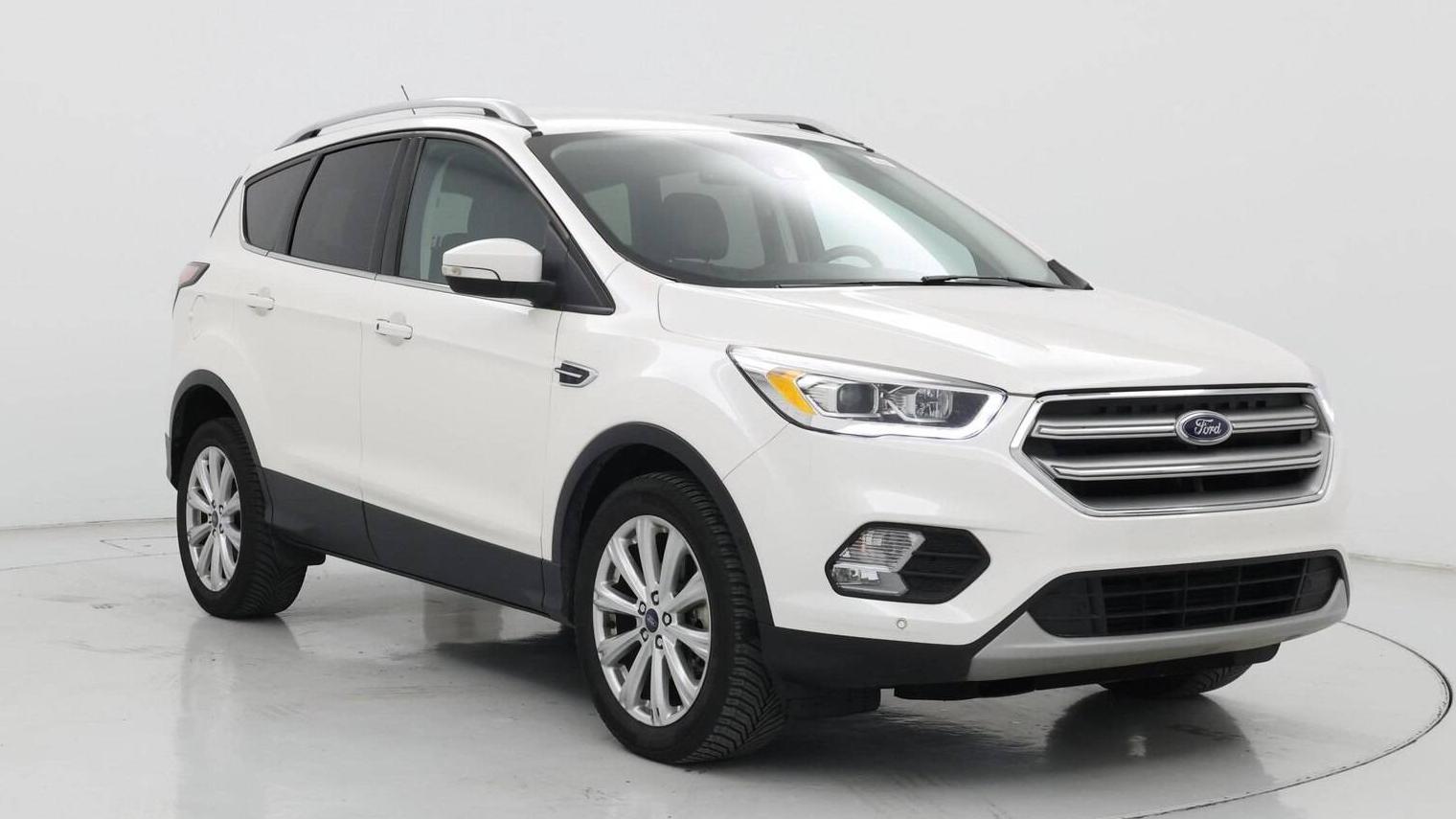 FORD ESCAPE 2017 1FMCU9J91HUC42671 image