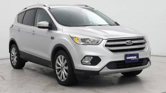 FORD ESCAPE 2017 1FMCU0J92HUC26653 image