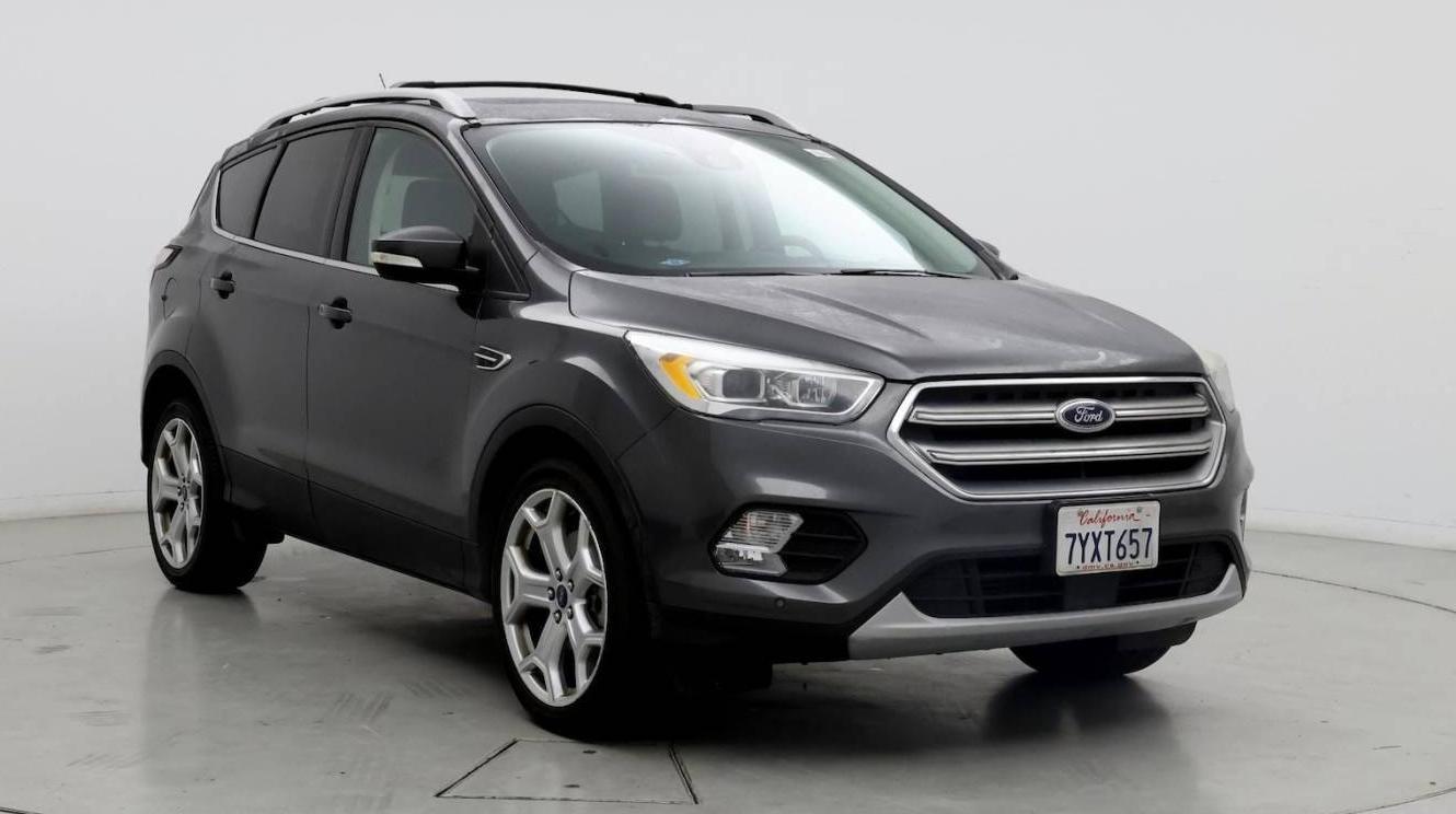 FORD ESCAPE 2017 1FMCU0J9XHUD77143 image