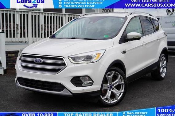 FORD ESCAPE 2017 1FMCU0J93HUB14816 image