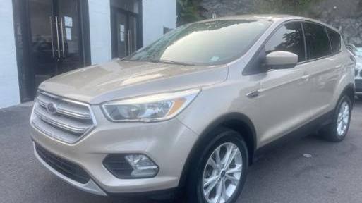 FORD ESCAPE 2017 1FMCU9GD5HUC21155 image