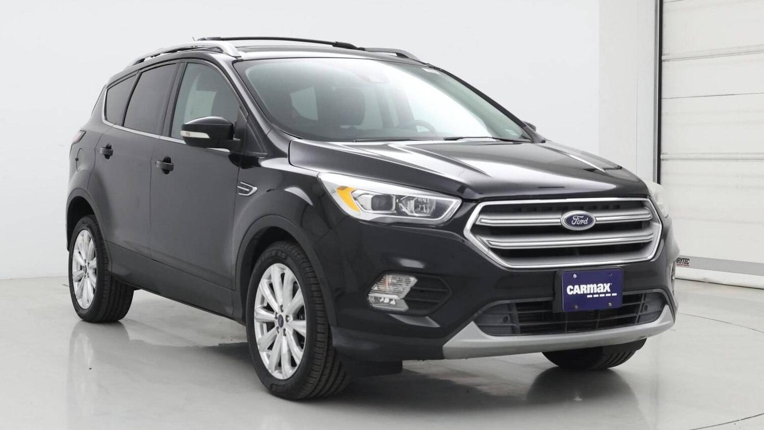 FORD ESCAPE 2017 1FMCU9J99HUF00578 image