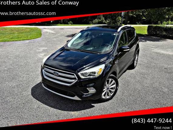 FORD ESCAPE 2017 1FMCU0JD8HUA57677 image