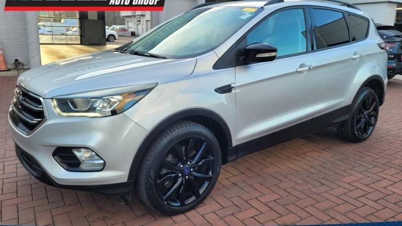 FORD ESCAPE 2017 1FMCU9JD7HUD52628 image