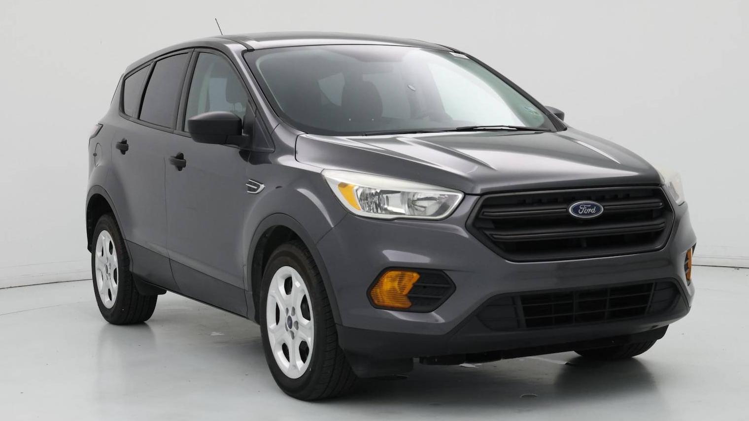 FORD ESCAPE 2017 1FMCU0F79HUC27385 image