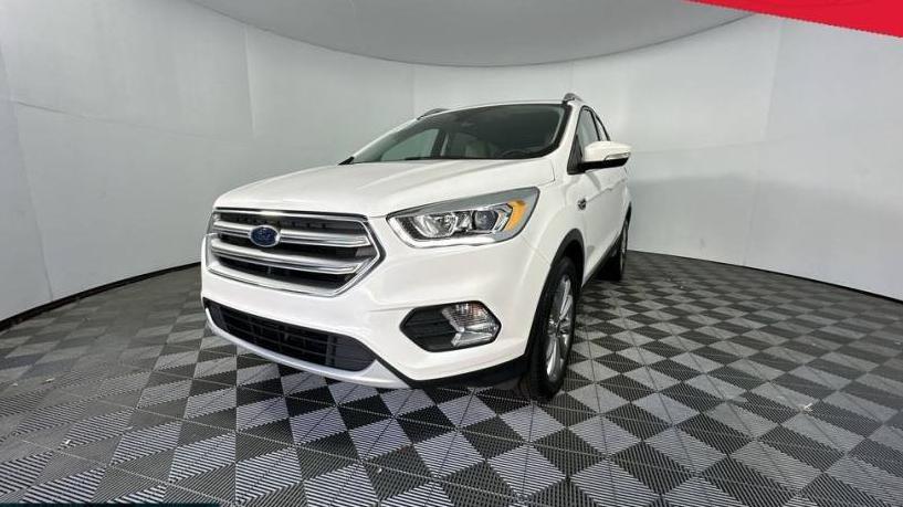 FORD ESCAPE 2017 1FMCU0J90HUE86131 image