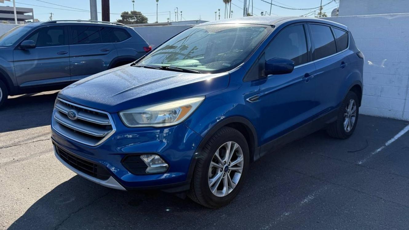 FORD ESCAPE 2017 1FMCU0GD4HUE16563 image