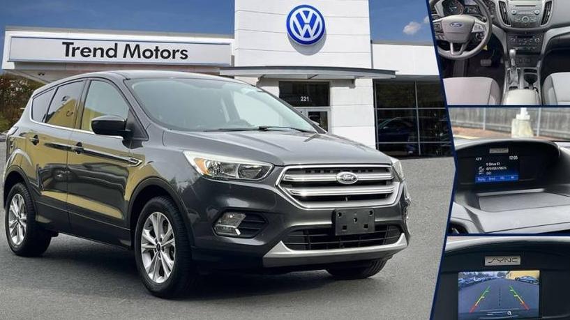 FORD ESCAPE 2017 1FMCU9GD0HUB55551 image