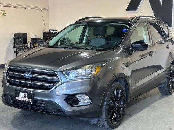 FORD ESCAPE 2017 1FMCU9G90HUA39391 image FORD ESCAPE 2017 1FMCU9G90HUA39391 image