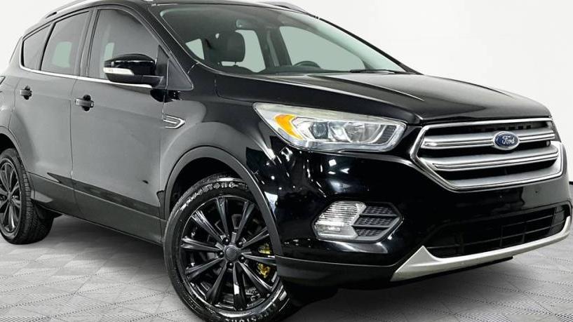 FORD ESCAPE 2017 1FMCU9J95HUF09343 image