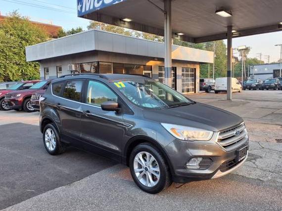 FORD ESCAPE 2017 1FMCU0G97HUD36038 image