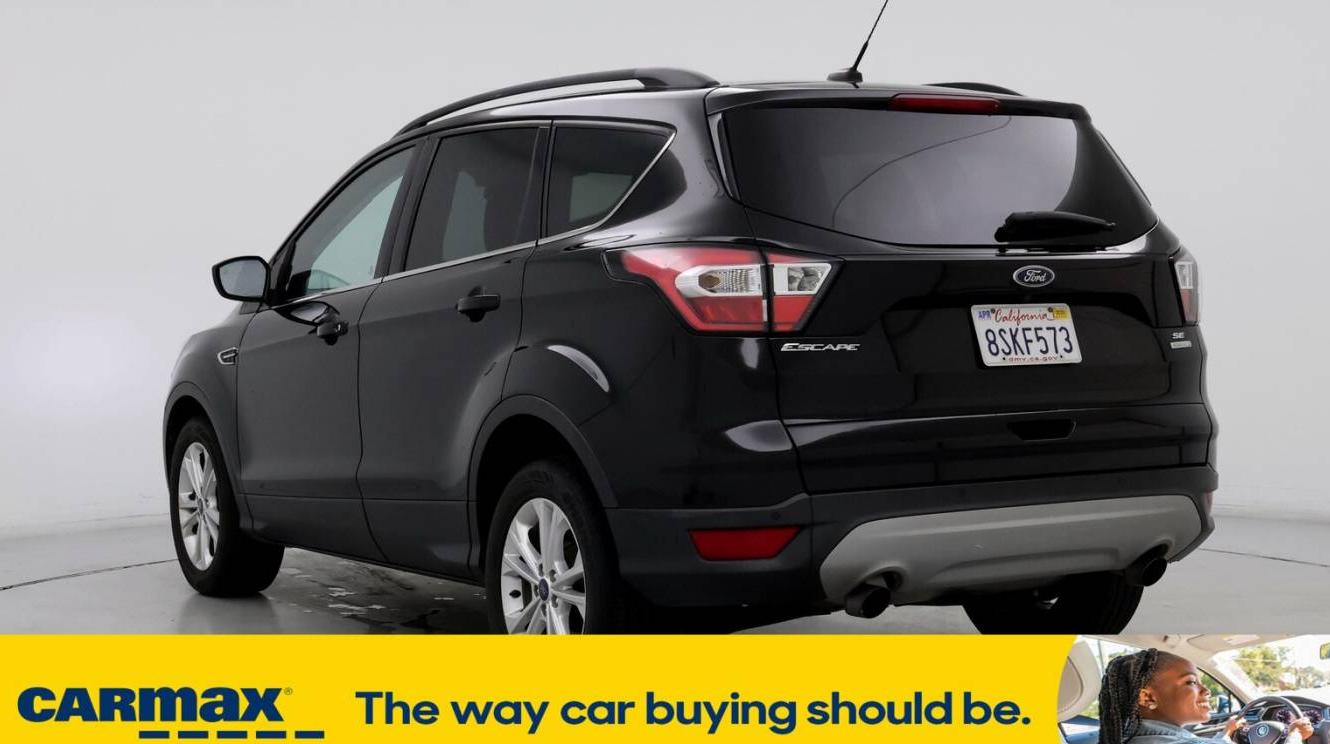 FORD ESCAPE 2017 1FMCU0GDXHUC91570 image