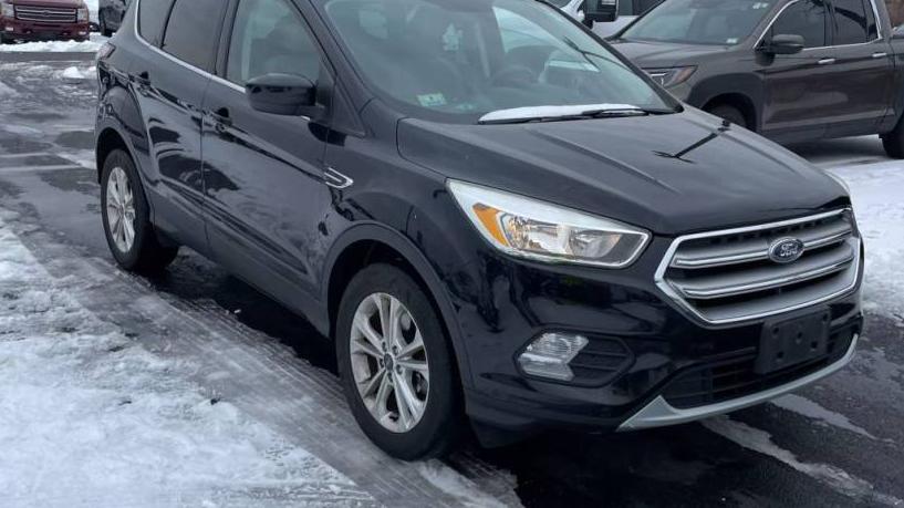 FORD ESCAPE 2017 1FMCU9GD8HUD01694 image