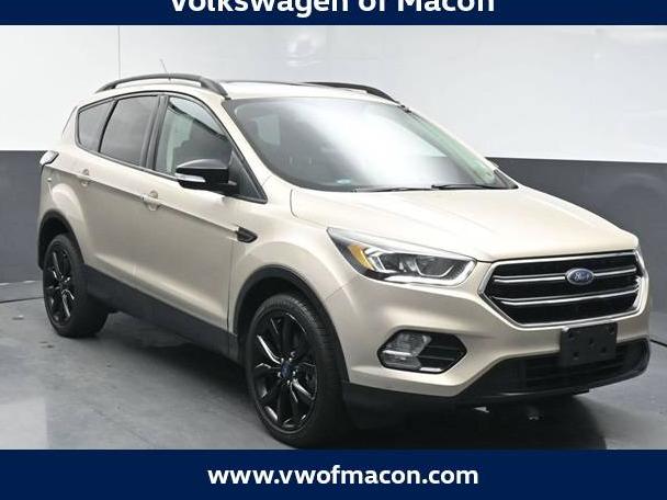 FORD ESCAPE 2017 1FMCU0J9XHUB85592 image