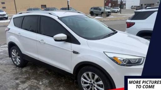 FORD ESCAPE 2017 1FMCU9J98HUD45697 image