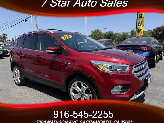 FORD ESCAPE 2017 1FMCU0J91HUC35019 image