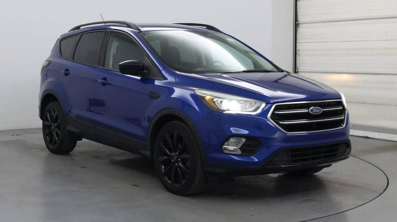 FORD ESCAPE 2017 1FMCU0GD9HUB26593 image