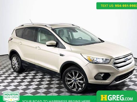 FORD ESCAPE 2017 1FMCU0J90HUE71726 image