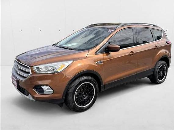 FORD ESCAPE 2017 1FMCU9G92HUB60603 image