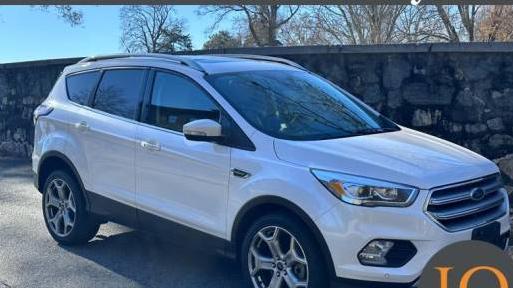 FORD ESCAPE 2017 1FMCU9JDXHUA58611 image