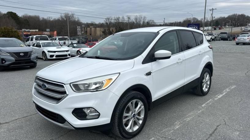 FORD ESCAPE 2017 1FMCU0GD2HUE69021 image