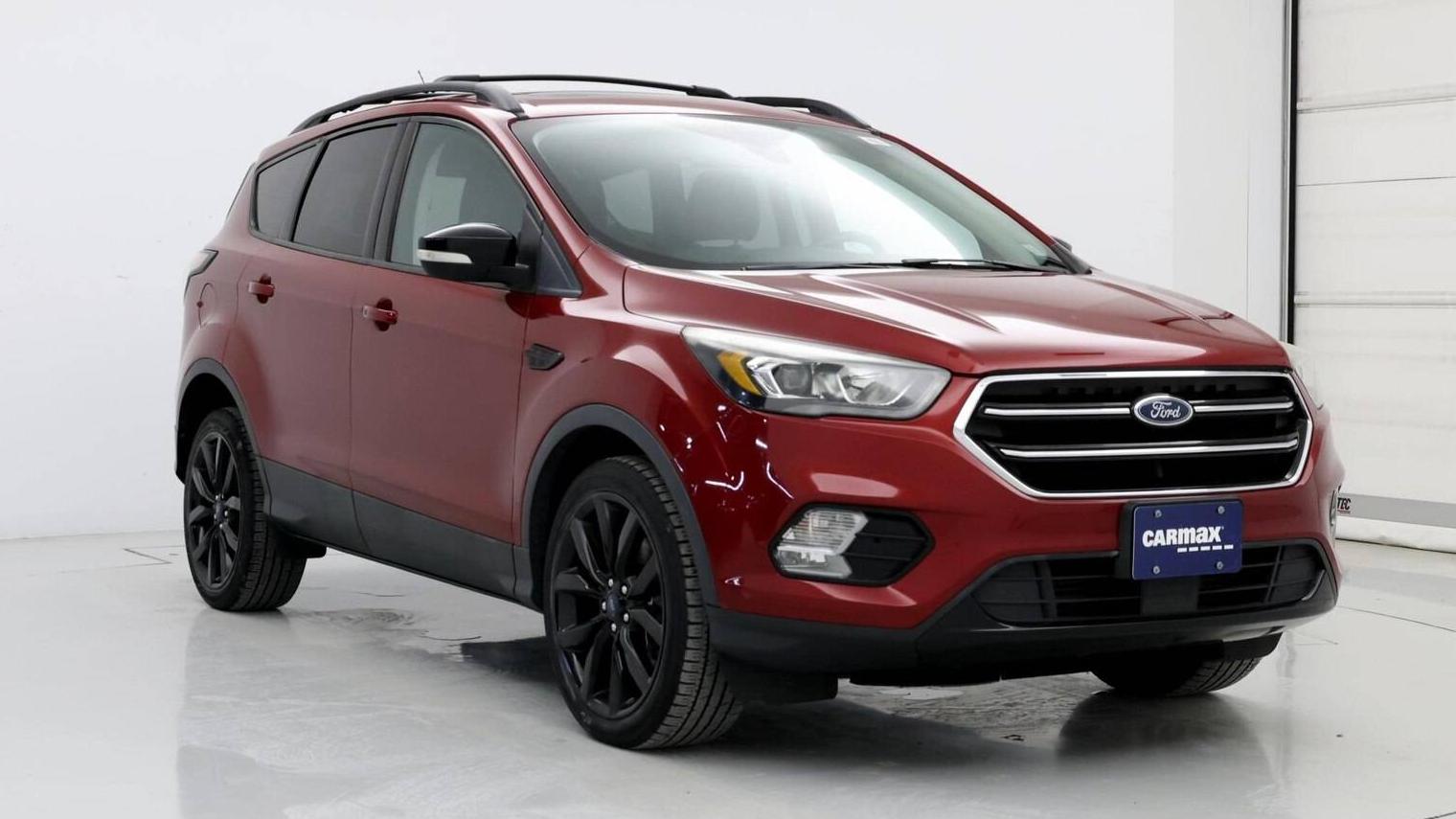 FORD ESCAPE 2017 1FMCU9J92HUB91083 image