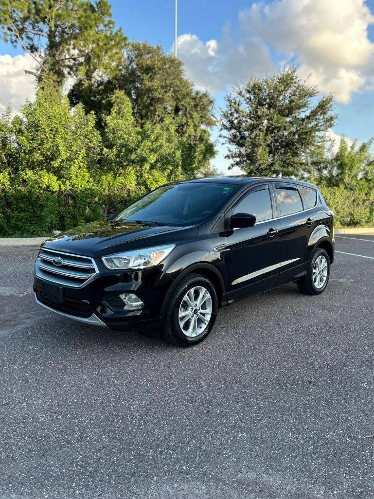 FORD ESCAPE 2017 1FMCU9GD7HUA58332 image