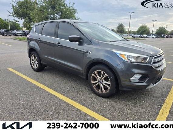 FORD ESCAPE 2017 1FMCU0G9XHUC52389 image