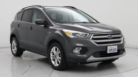 FORD ESCAPE 2017 1FMCU0GD4HUC26634 image