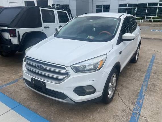 FORD ESCAPE 2017 1FMCU0G93HUB46379 image