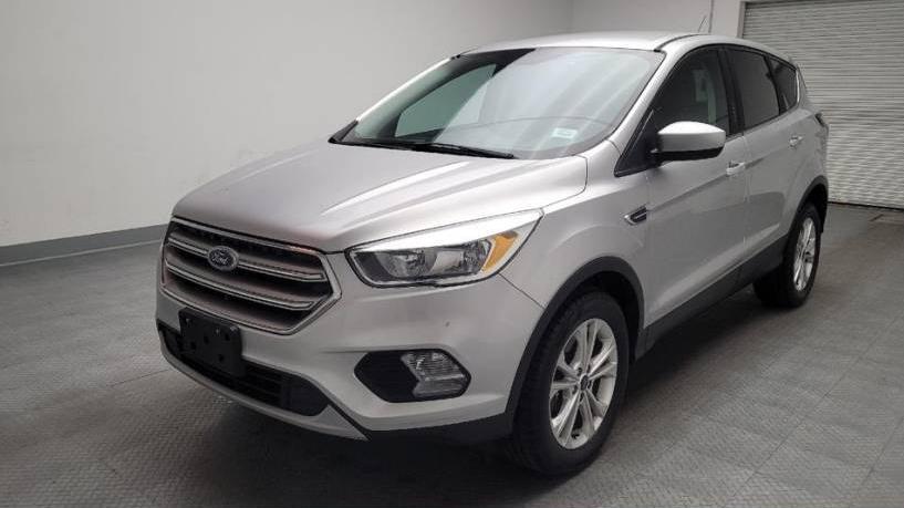 FORD ESCAPE 2017 1FMCU0G93HUC67512 image