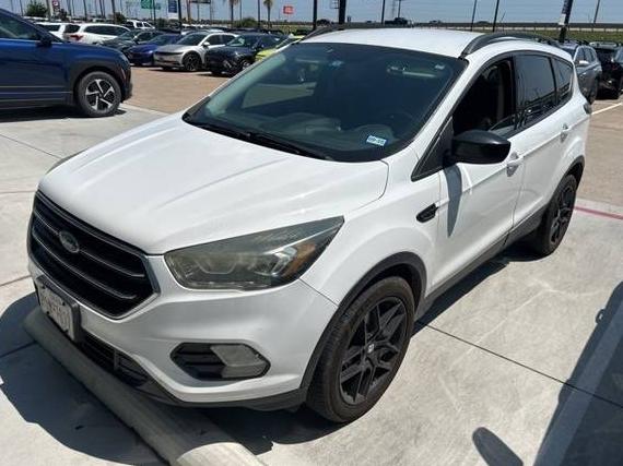 FORD ESCAPE 2017 1FMCU0GD5HUA38608 image