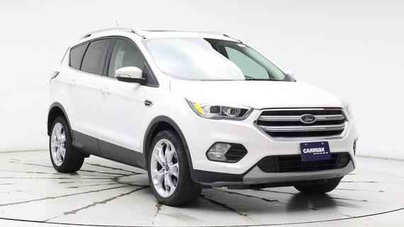FORD ESCAPE 2017 1FMCU9J9XHUF10259 image