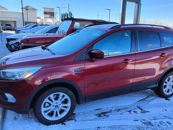 FORD ESCAPE 2017 1FMCU9G93HUE08616 image