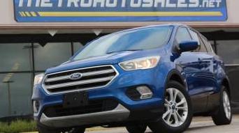 FORD ESCAPE 2017 1FMCU0GD6HUB82930 image