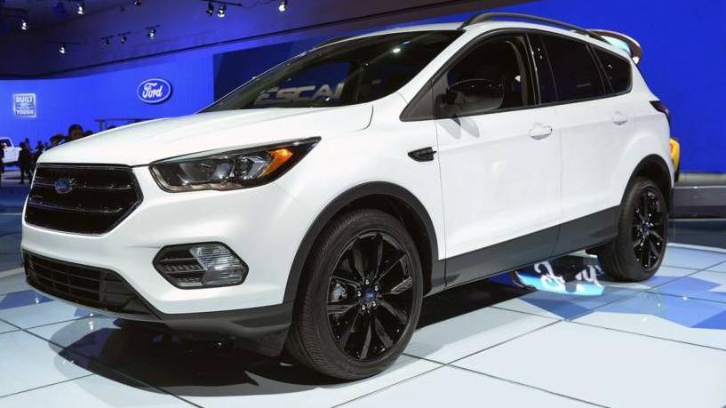 FORD ESCAPE 2017 1FMCU0GD7HUE54031 image